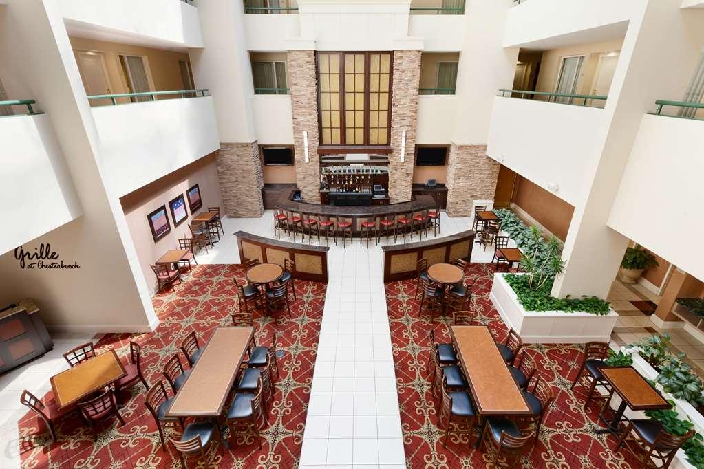 Embassy Suites By Hilton Philadelphia Valley Forge ウェイン レストラン 写真
