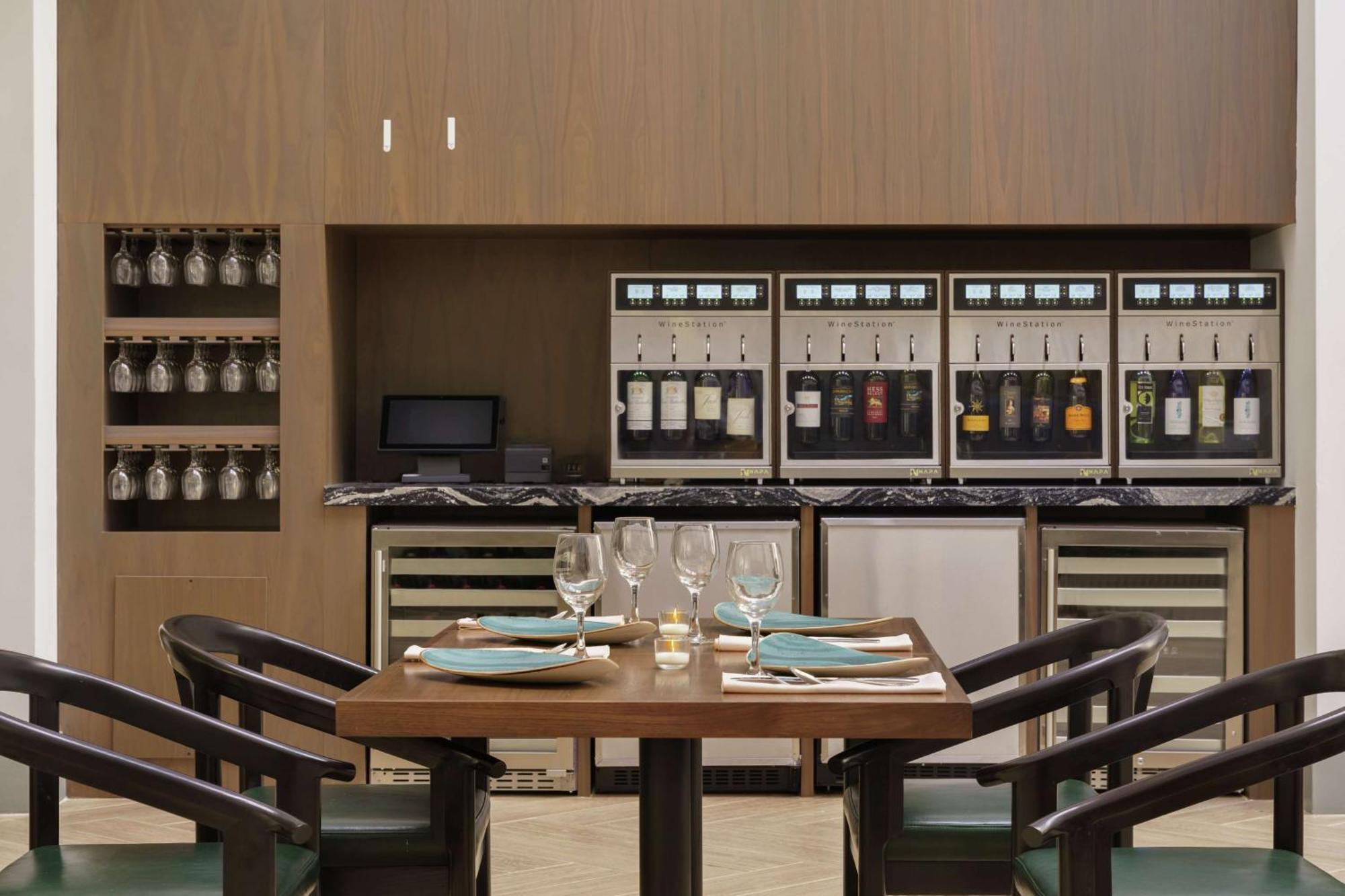 Embassy Suites By Hilton Philadelphia Valley Forge ウェイン エクステリア 写真