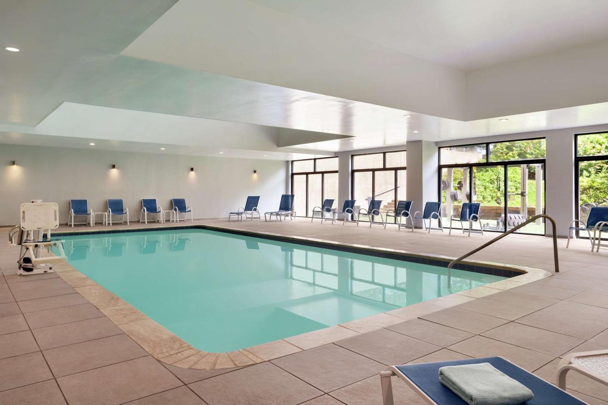 Embassy Suites By Hilton Philadelphia Valley Forge ウェイン エクステリア 写真
