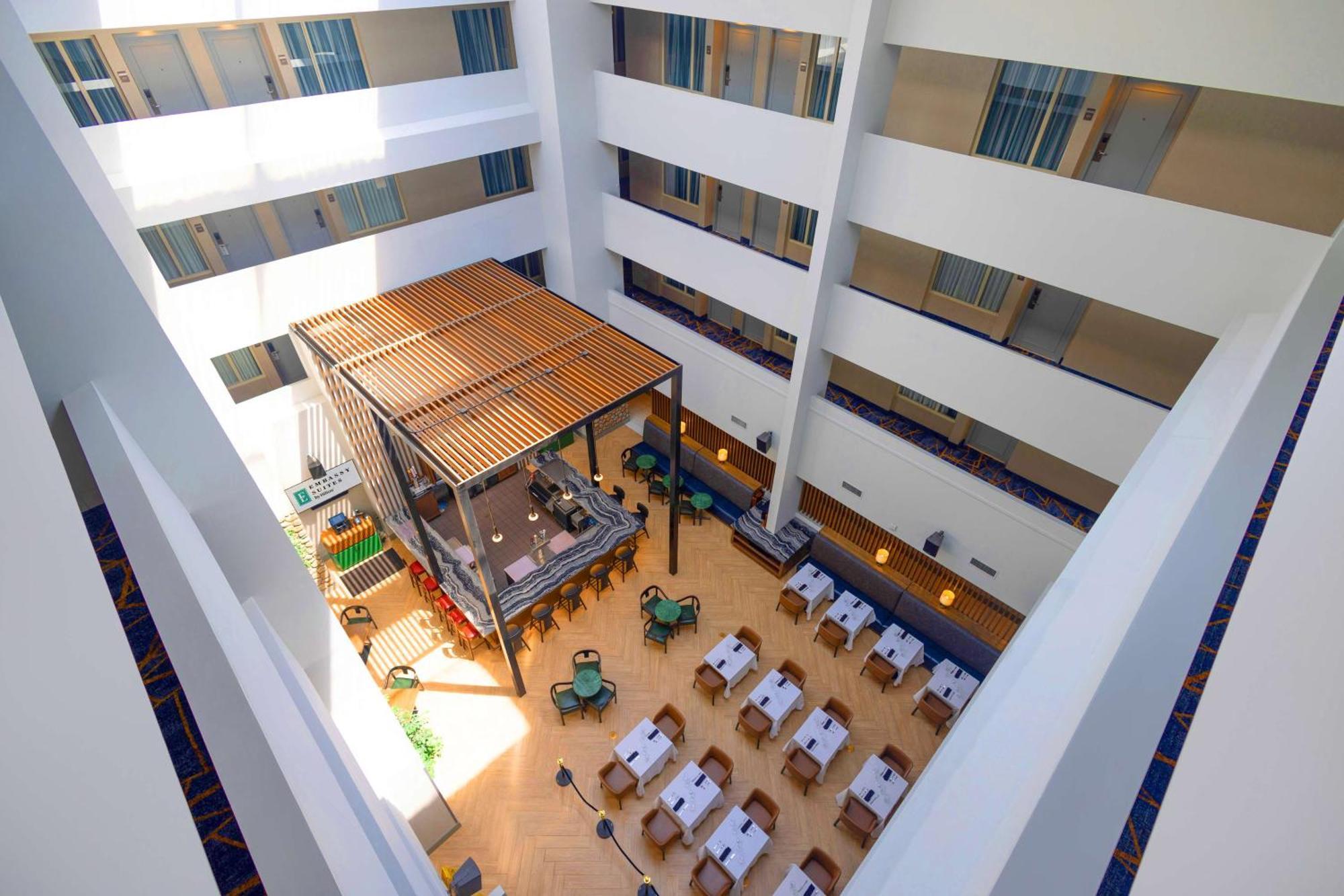 Embassy Suites By Hilton Philadelphia Valley Forge ウェイン エクステリア 写真